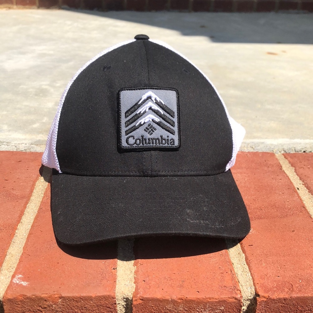 Black Columbia Flex-Fit Hat